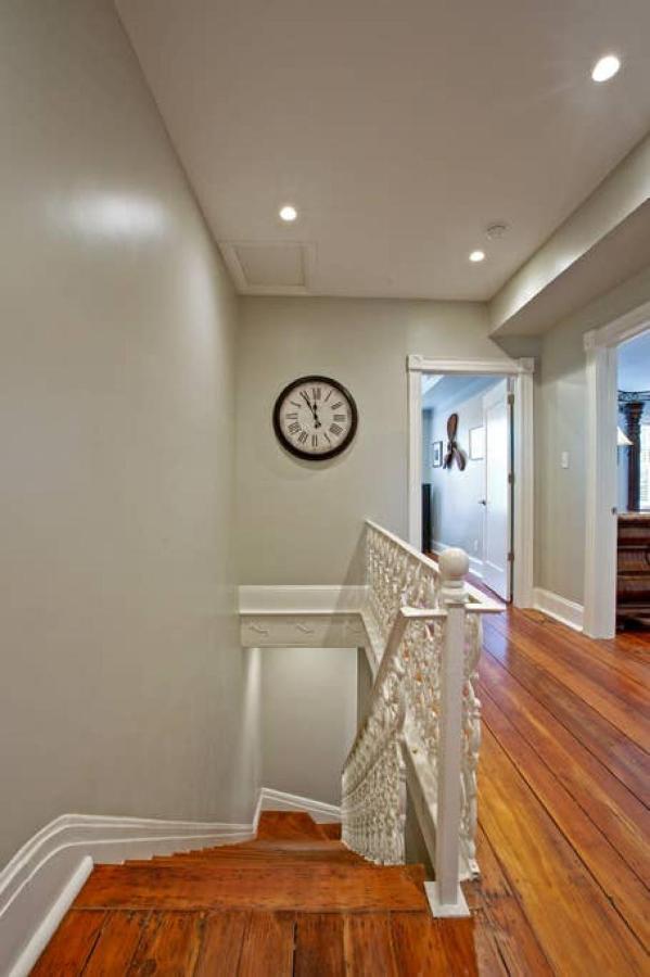 Newly Renovated 4 Bed 3 Bath And 2 Parking Spots Savannah Exterior foto